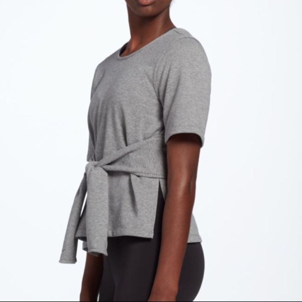 Nike women short sleeve training top - Picture 3 of 8